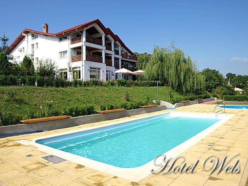 Hotel Wels Baltenii de Sus Экстерьер фото